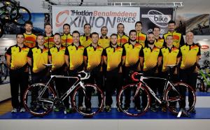 PRESENTACIN OFICIAL DEL CLUB TRIATLON BENALMDENA XINION BIKES