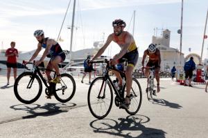 300 DEPORTISTAS PARTICIPARON EN EL III TRIATLN DE BENALMDENA